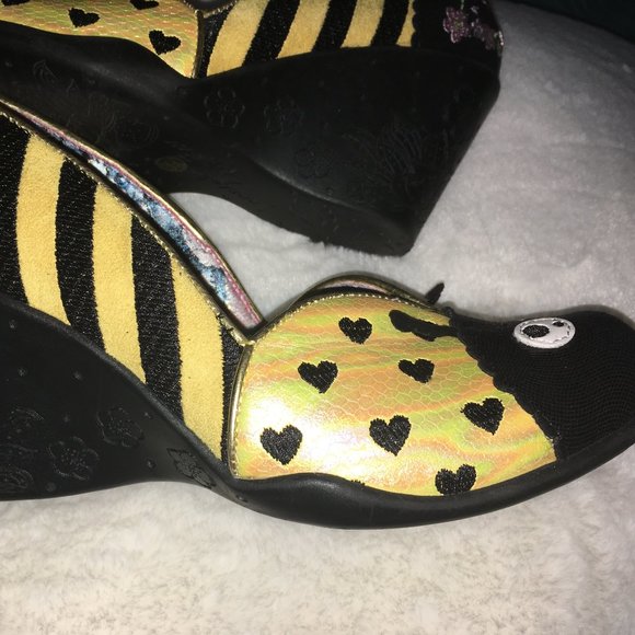 irregular choice bee shoes